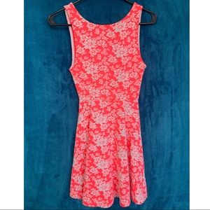 Show Stopping Orange Dress! 💥